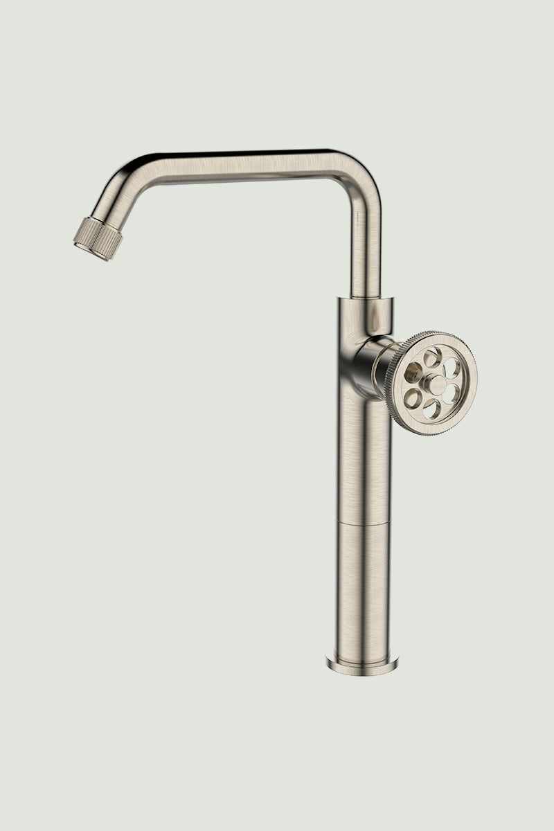 Mezclador Lavamanos Alto Ruota: Estilo y Conveniencia | Pozzo