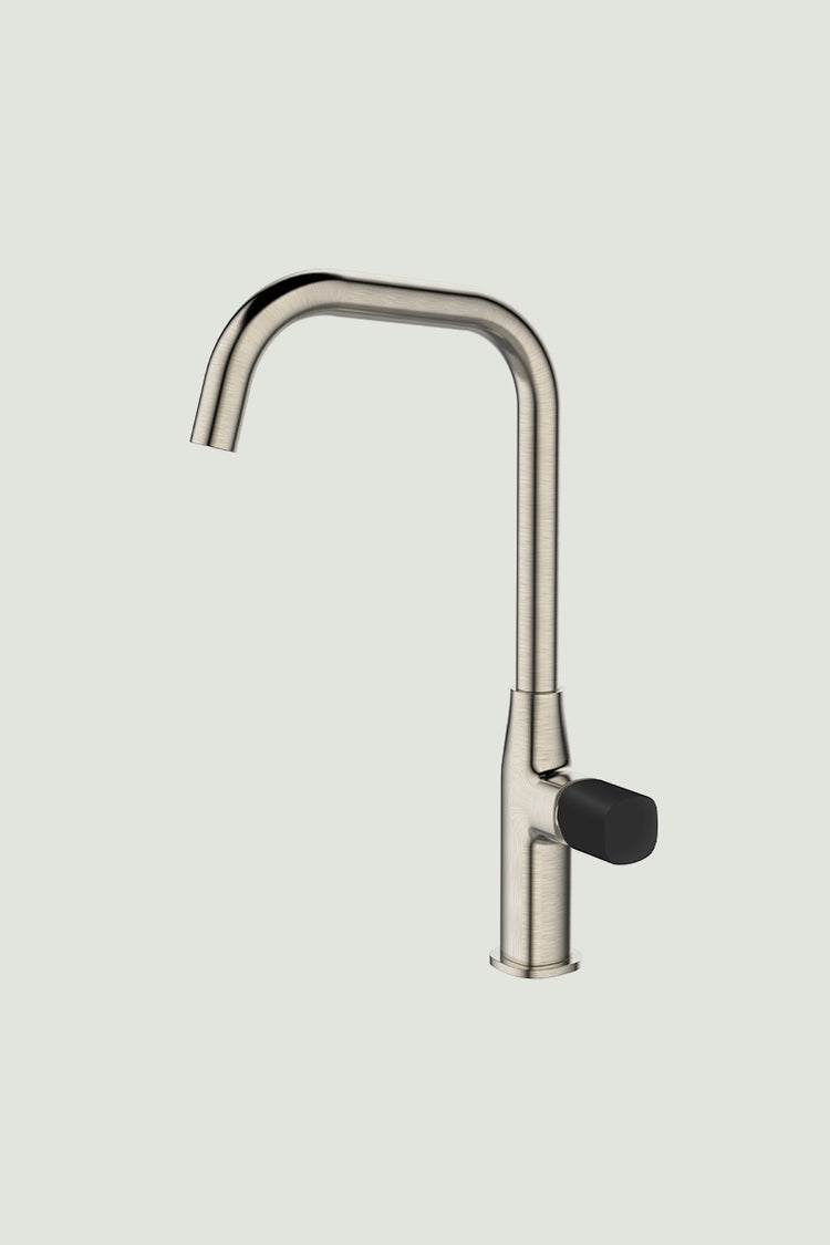 Mezclador Monocontrol Cocina KEU: Estilo y Funcionalidad |Pozzo